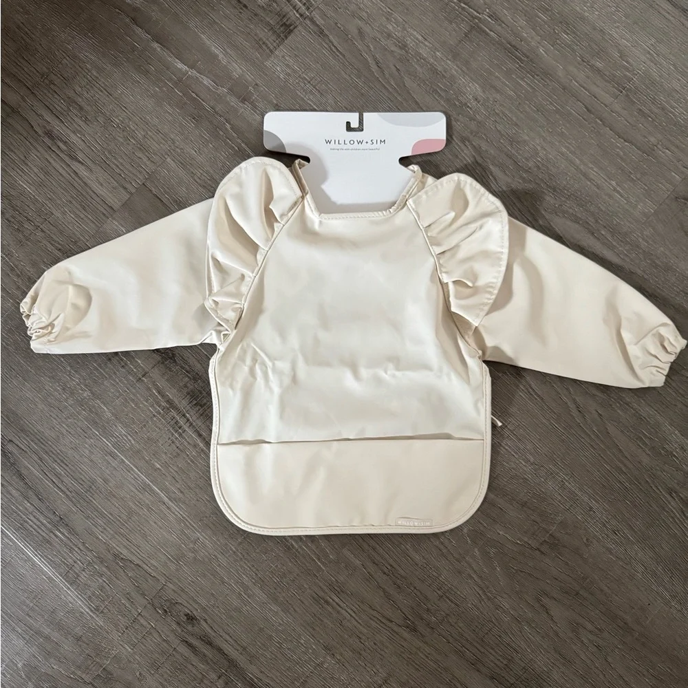 Cream Ruffle Long-Sleeve Bib/Smock with Teal Feeding Spoons